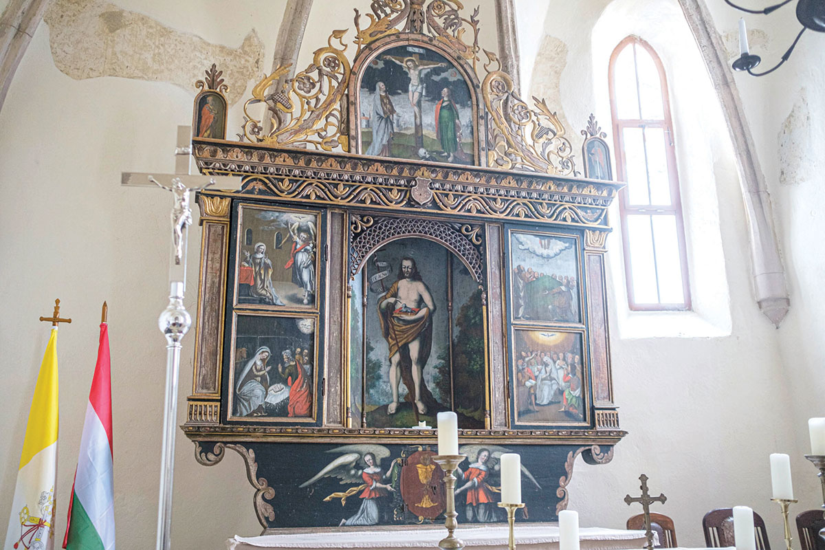 Ritka szárnyas oltár, számos megválaszolatlan kérdés